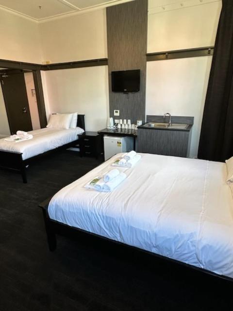 Royal Hotel Ryde Sydney Eksteriør billede